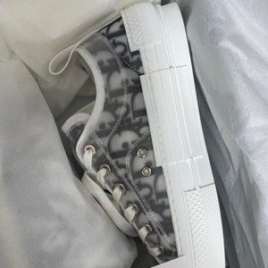 DIOR B23 LOW-TOP SNEAKER
